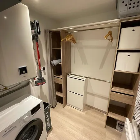 La Cour Barbatre Terrasse * Reims