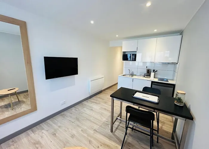 La Cour Barbatre Terrasse Appartamento *