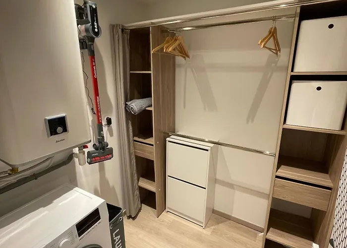 La Cour Barbatre Terrasse * Reims